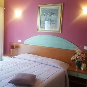 villa-elisa-gambettola.emilia-romagnahotels.net/